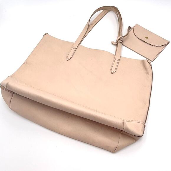 J. Crew Handbags - J. CREW RARE pink blush Carry-all leather tote bag